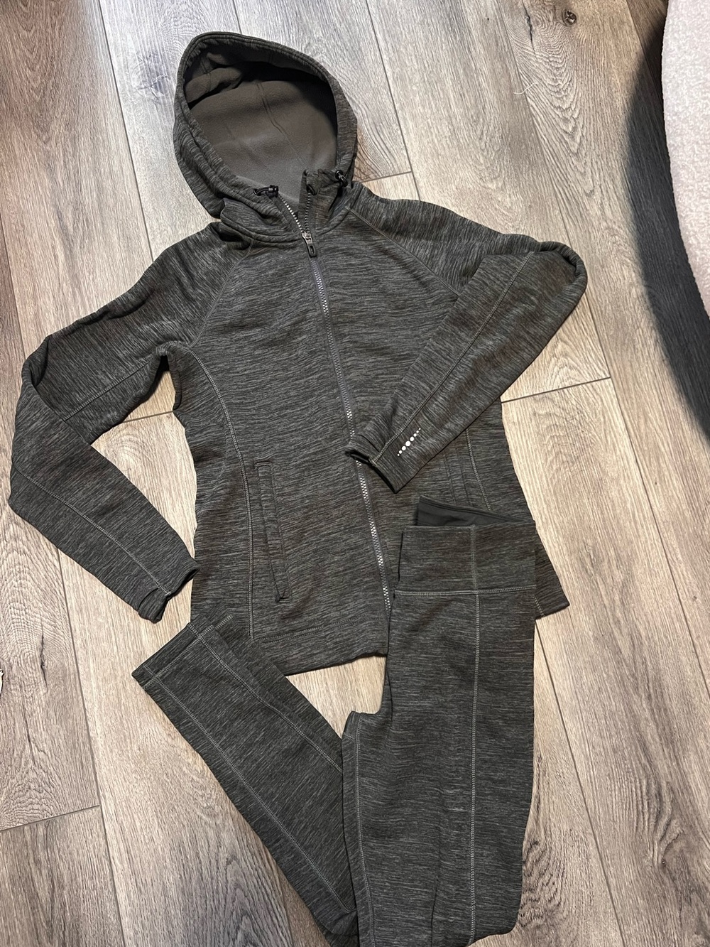 Title Nine-Fleece lined running set